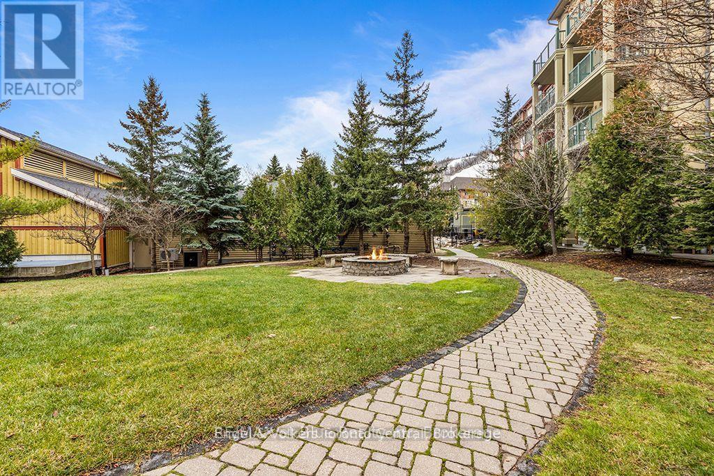 142 - 170 Jozo Weider Boulevard, Blue Mountains, ON - Outdoor