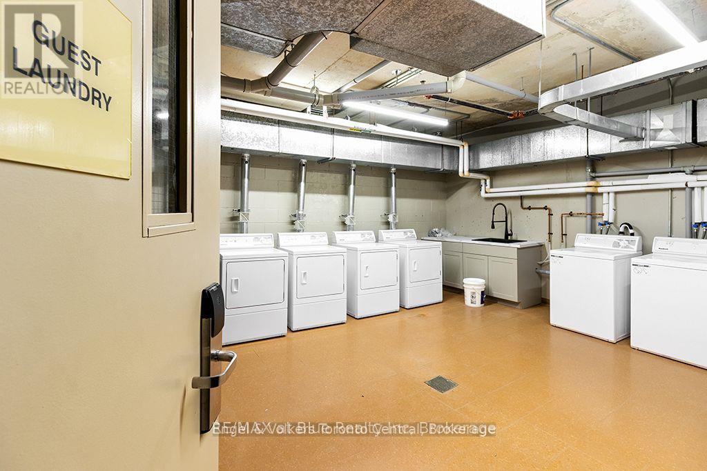 142 - 170 Jozo Weider Boulevard, Blue Mountains, ON - Indoor Photo Showing Laundry Room