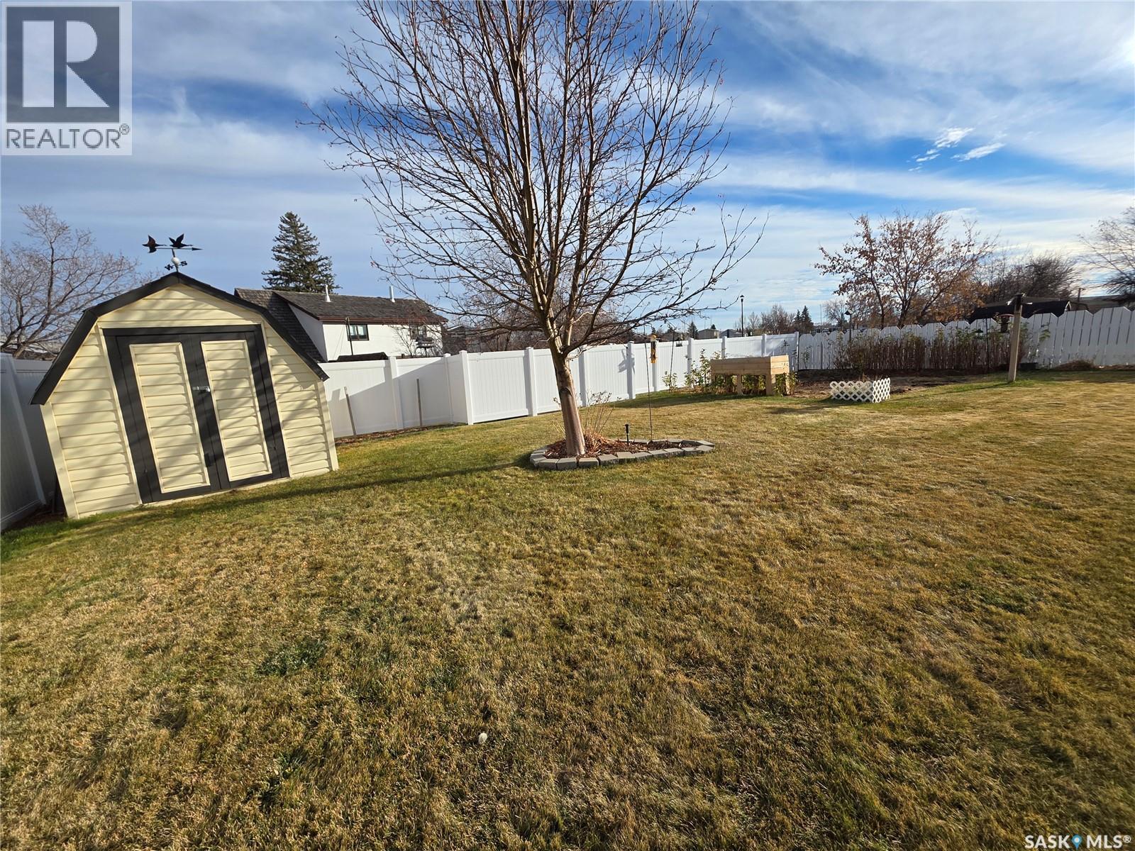 353 Walsh Trail, Swift Current, SK - Outdoor
