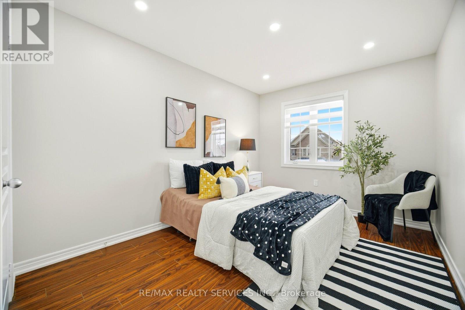 26 Deer Ridge Trail, Caledon, ON - Indoor Photo Showing Bedroom