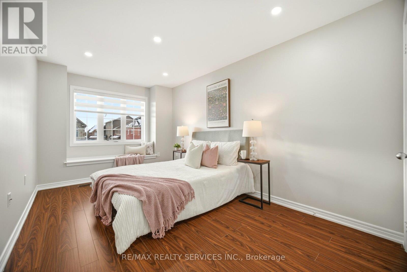 26 Deer Ridge Trail, Caledon, ON - Indoor Photo Showing Bedroom