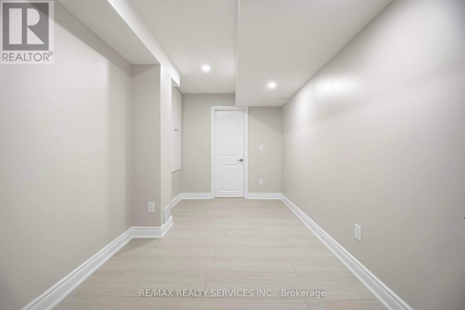 26 Deer Ridge Trail, Caledon, ON - Indoor Photo Showing Other Room