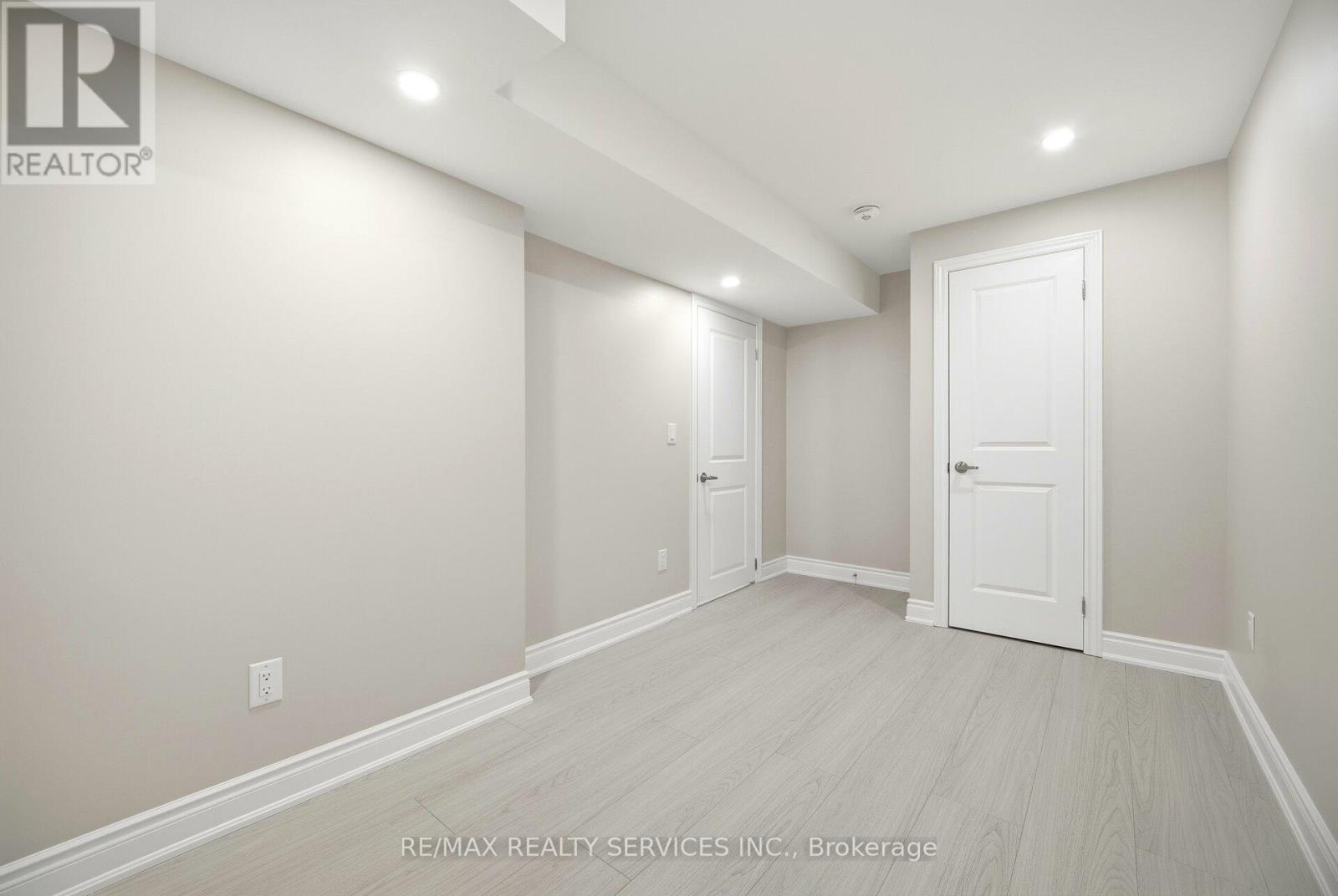 26 Deer Ridge Trail, Caledon, ON - Indoor Photo Showing Other Room
