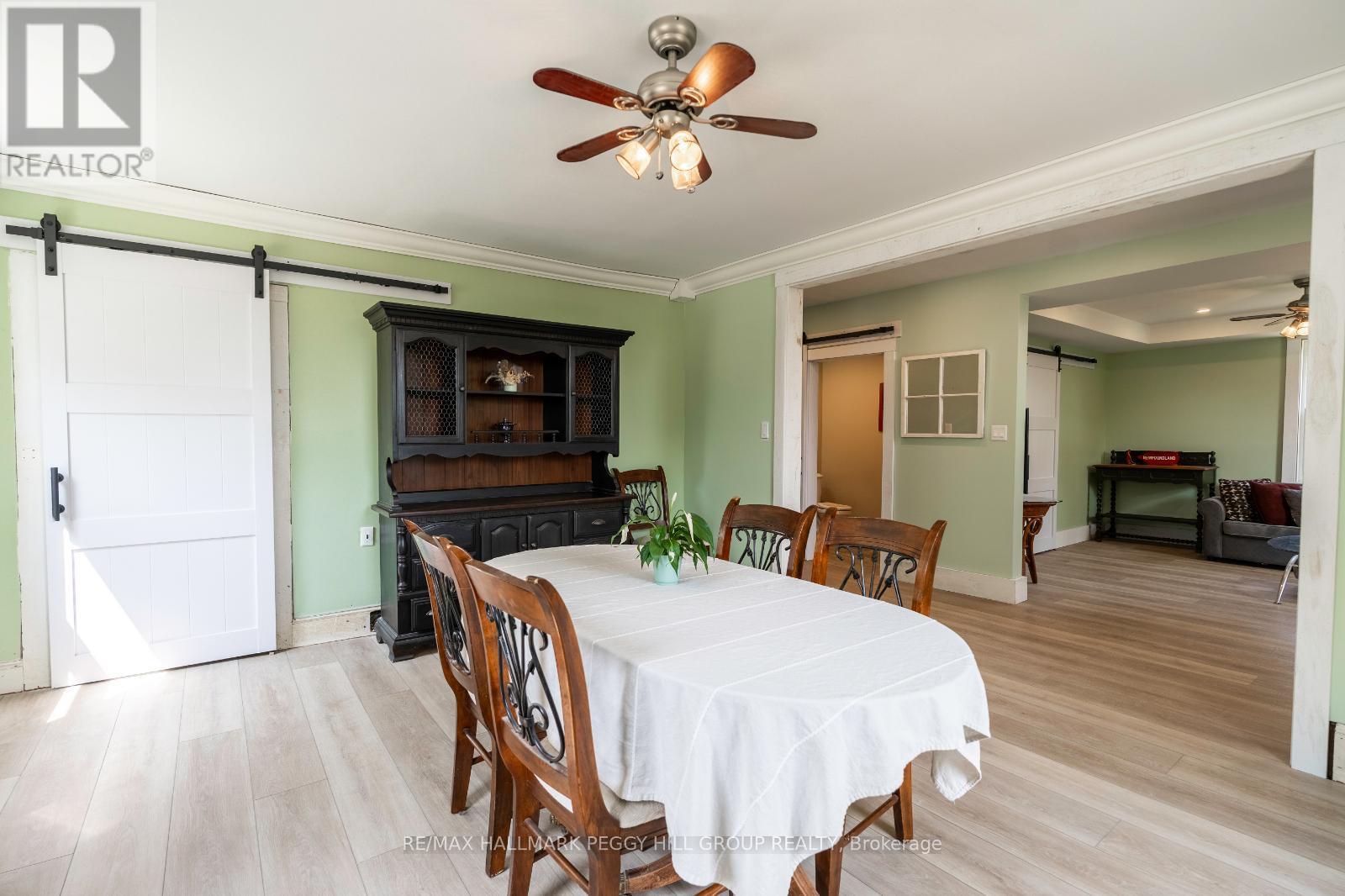 4396 Penetanguishene Road, Springwater, ON - Indoor Photo Showing Dining Room
