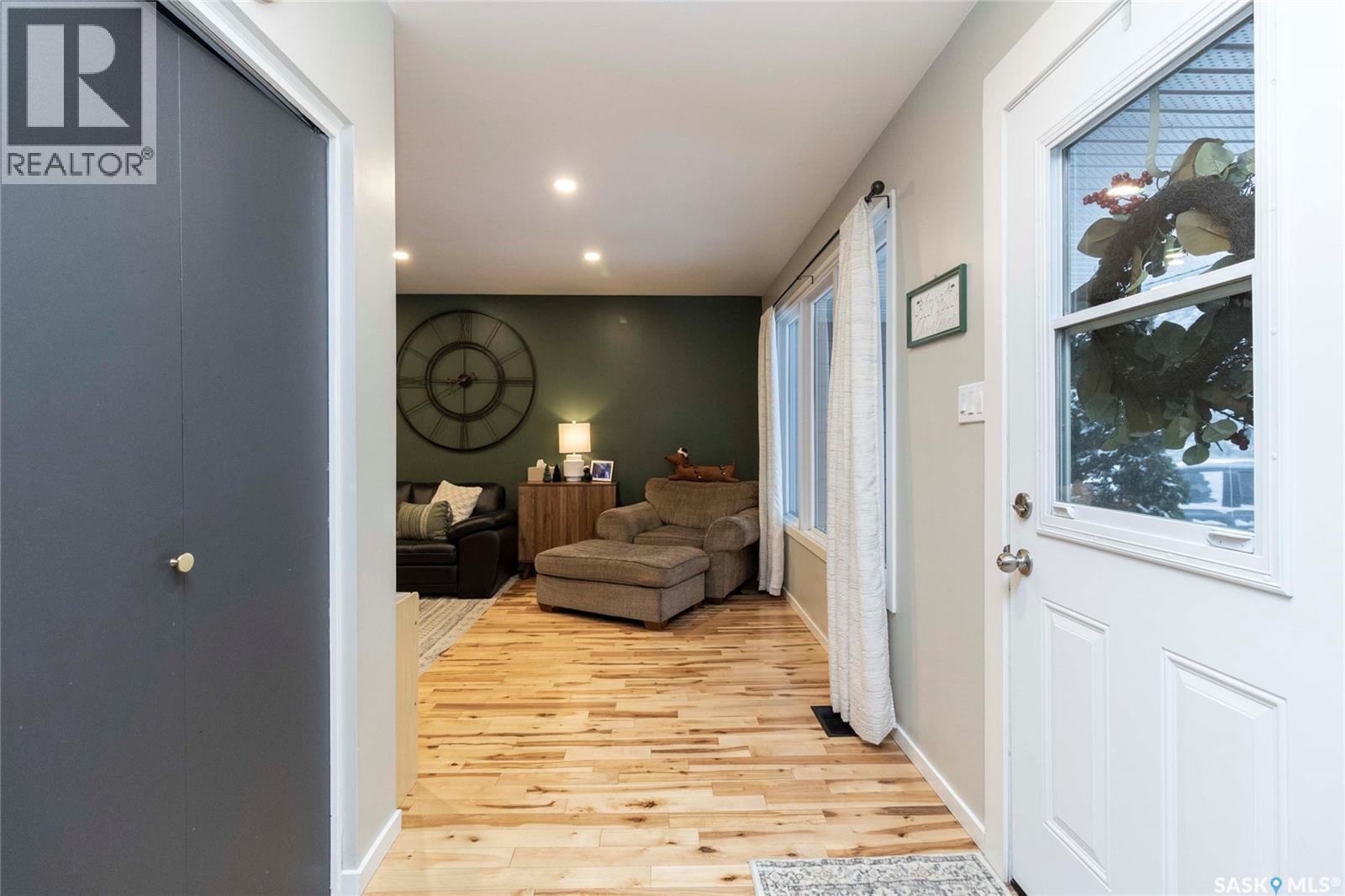 46 Phillips Crescent, Saskatoon, SK - Indoor Photo Showing Other Room