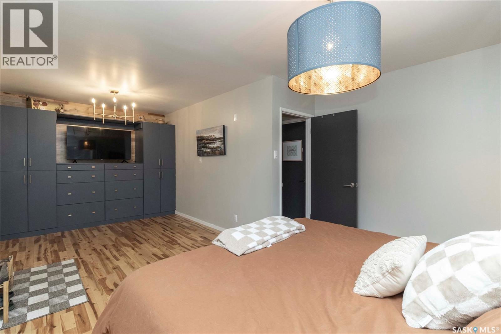 46 Phillips Crescent, Saskatoon, SK - Indoor Photo Showing Bedroom