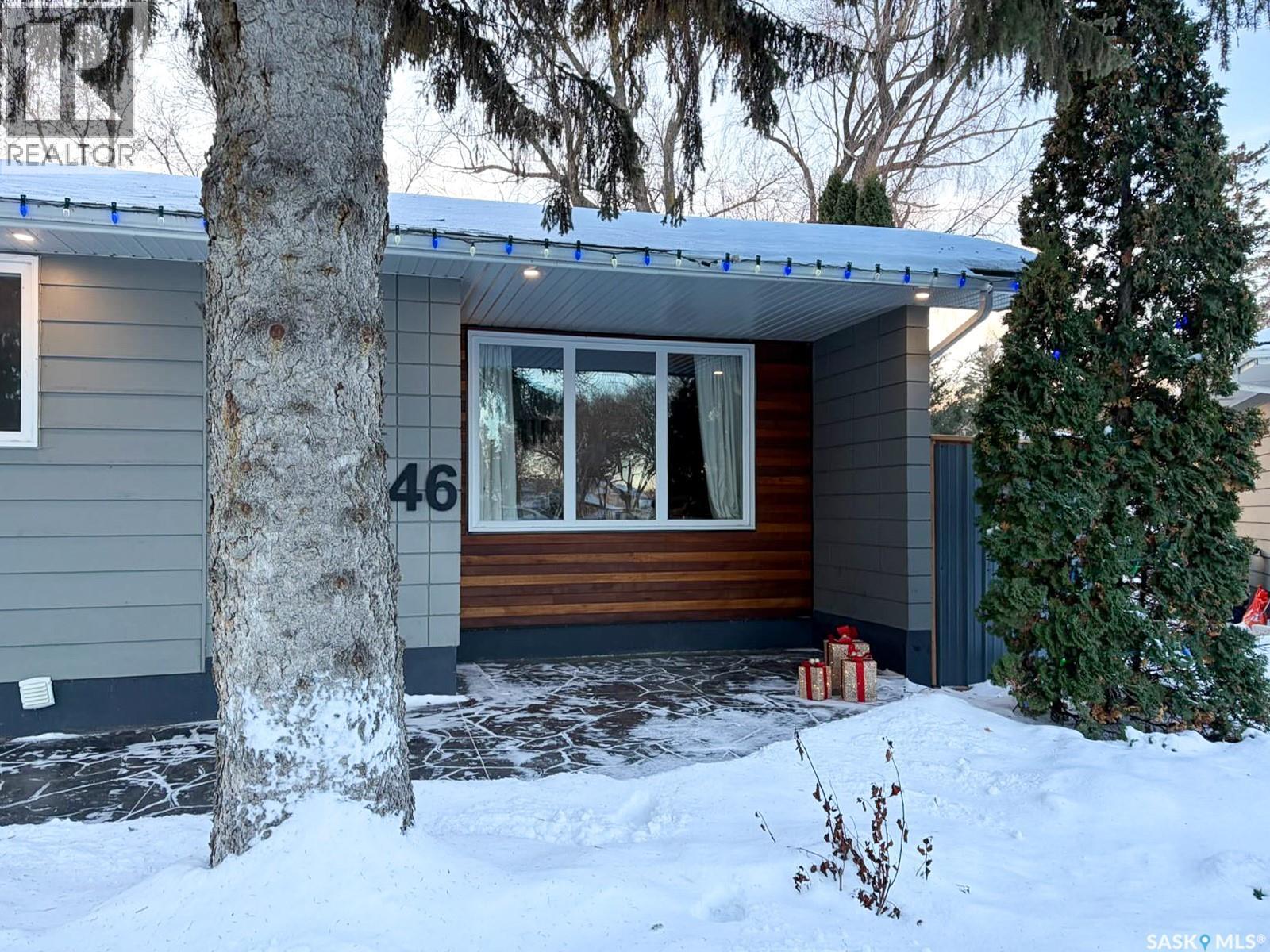 46 Phillips Crescent, Saskatoon, SK - Outdoor