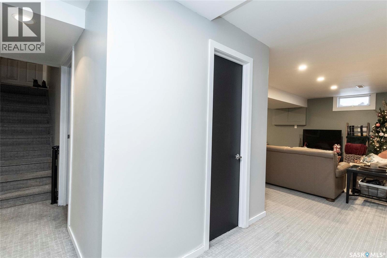 46 Phillips Crescent, Saskatoon, SK - Indoor