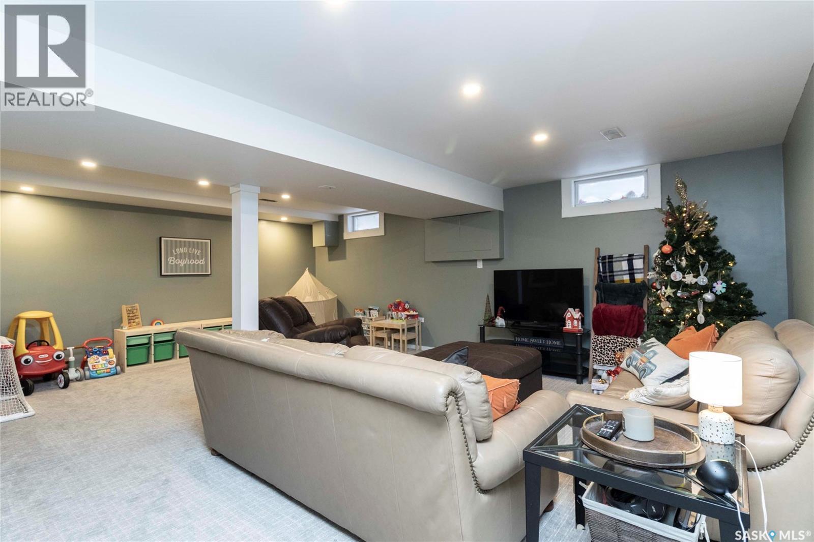 46 Phillips Crescent, Saskatoon, SK - Indoor Photo Showing Basement