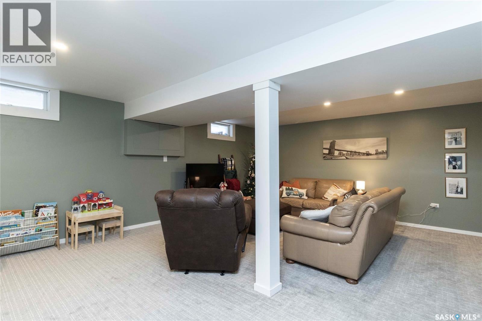 46 Phillips Crescent, Saskatoon, SK - Indoor Photo Showing Basement