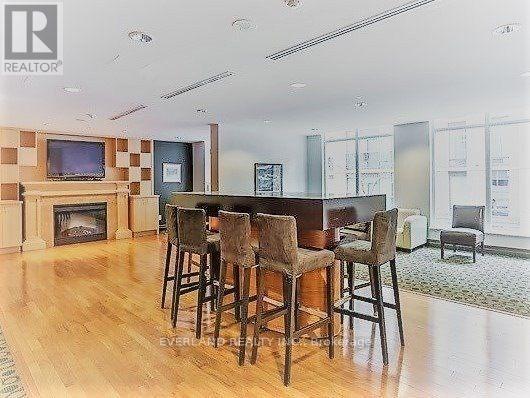 409 - 8 Scollard Street, Toronto, ON - Indoor With Fireplace