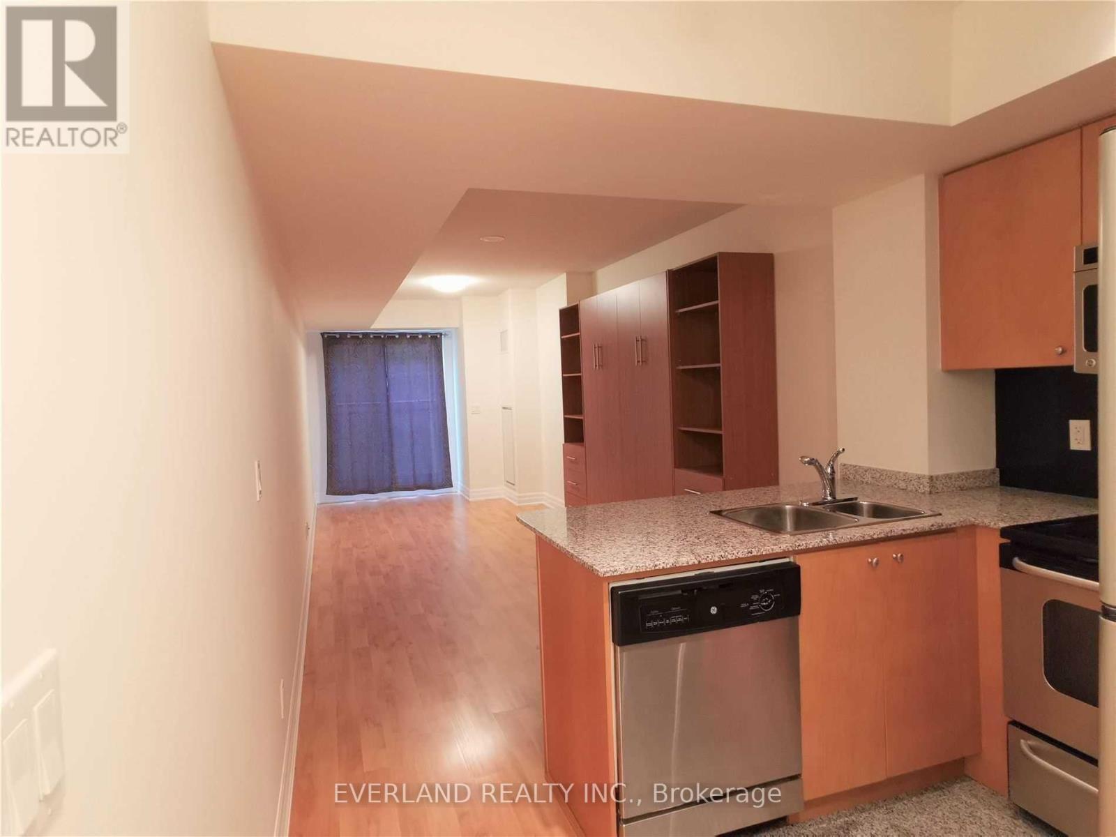 409 - 8 Scollard Street, Toronto, ON - Indoor Photo Showing Kitchen With Double Sink
