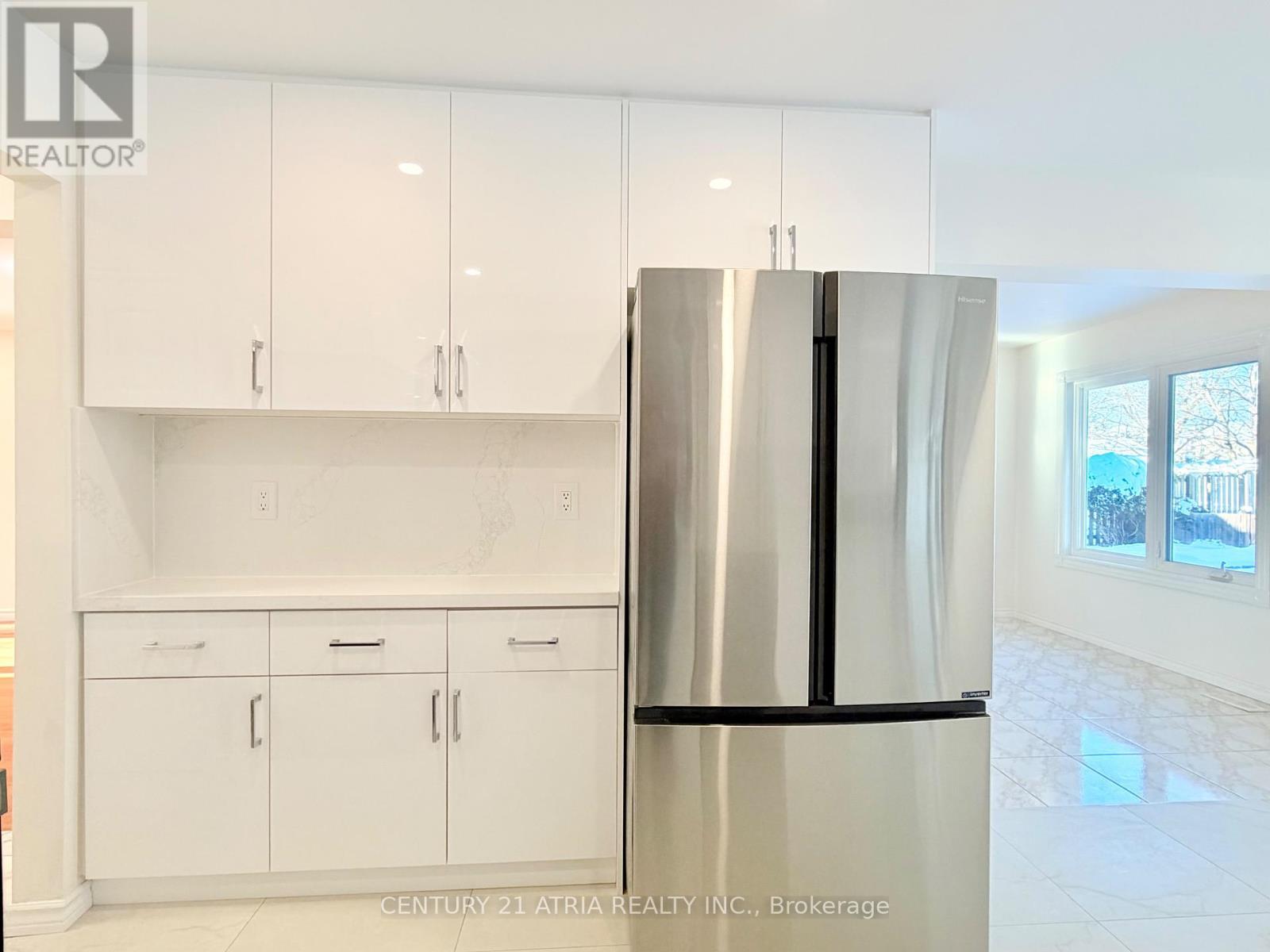 72 Bendamere Crescent, Markham, ON - Indoor Photo Showing Kitchen