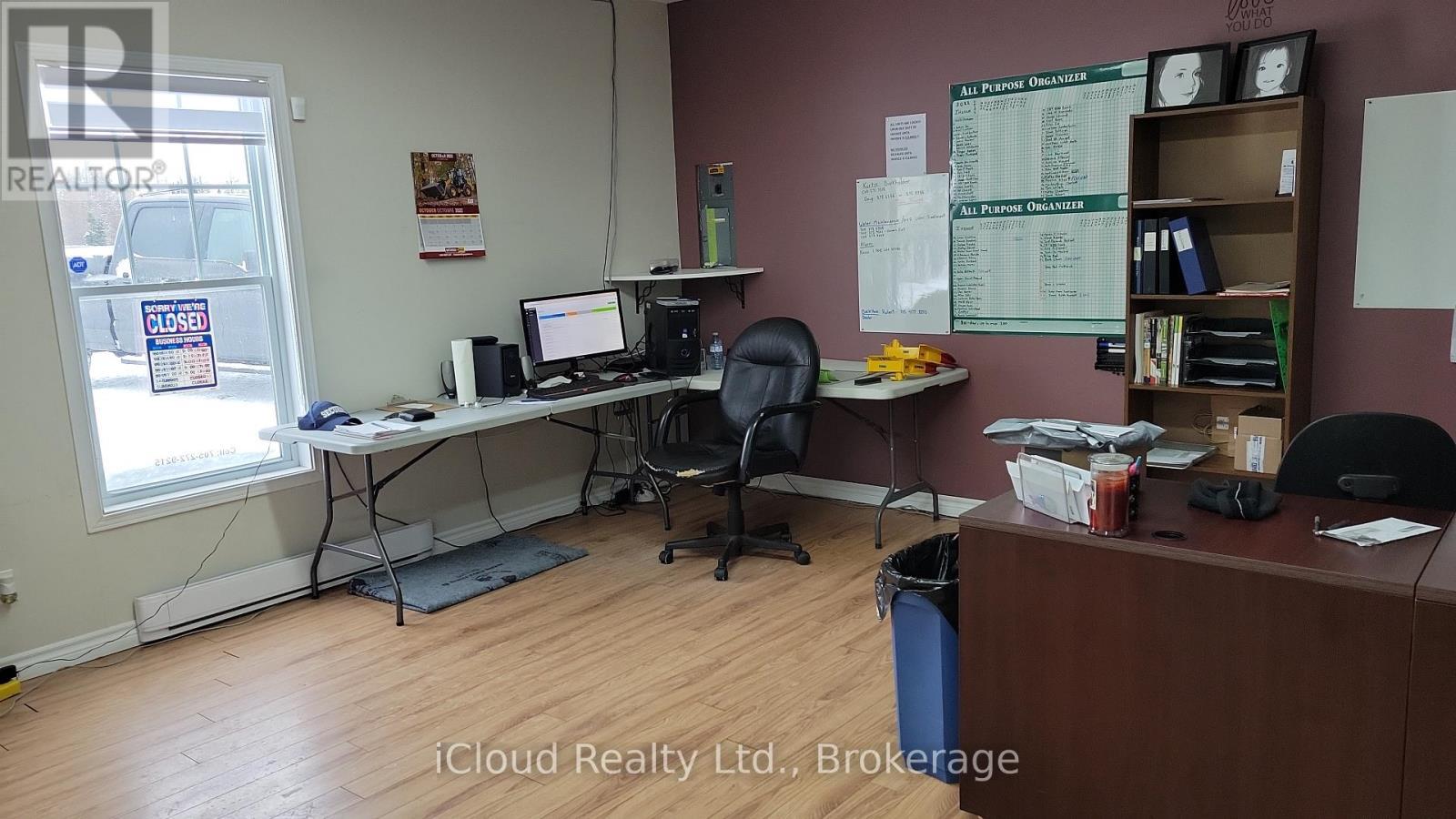 364 Hwy 11 W, Cochrane, ON