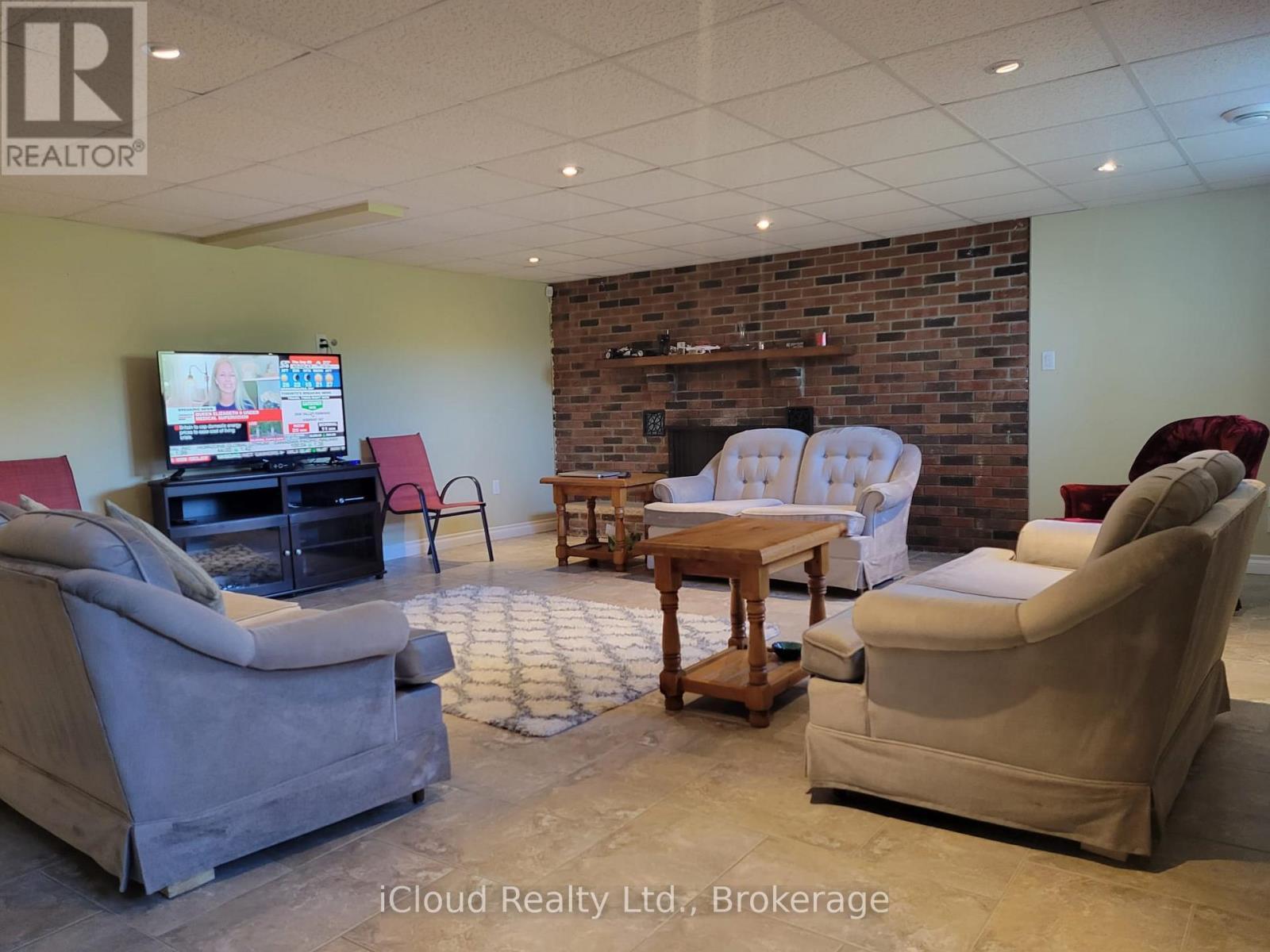 364 Hwy 11 W, Cochrane, ON