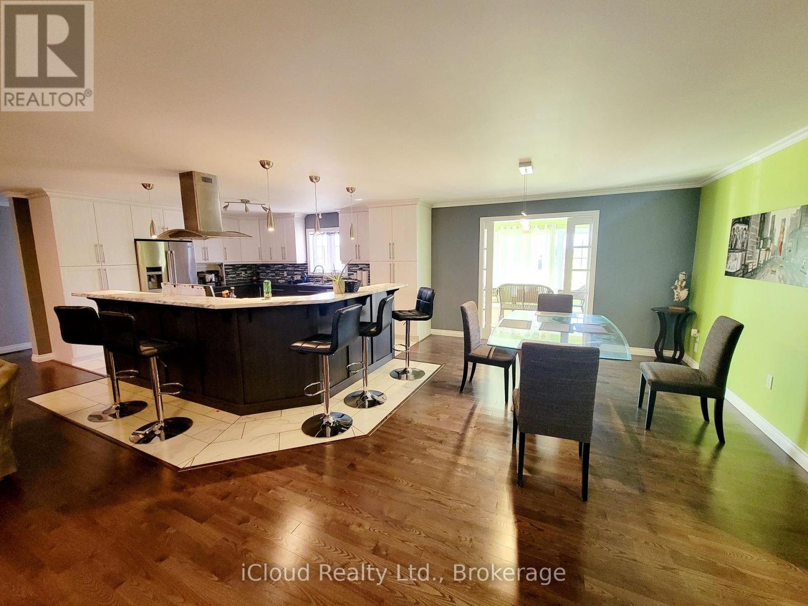 364 Hwy 11 W, Cochrane, ON