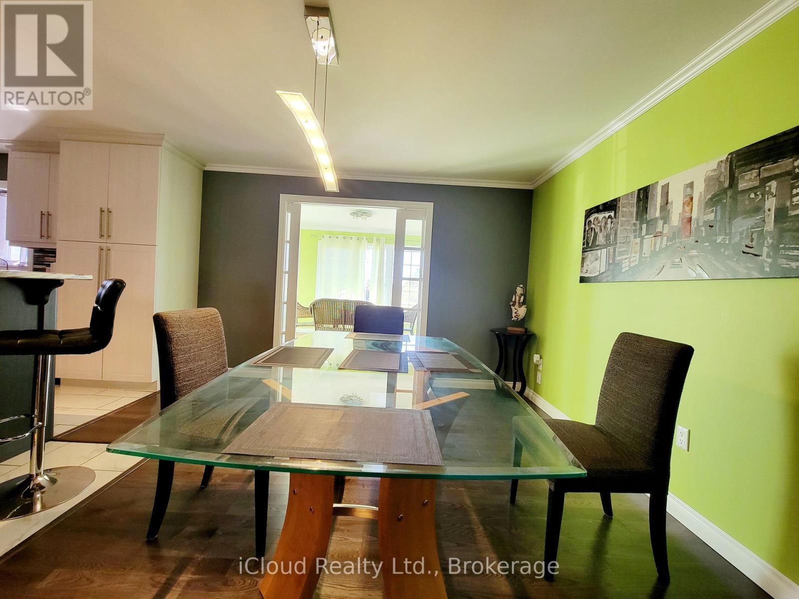 364 Hwy 11 W, Cochrane, ON