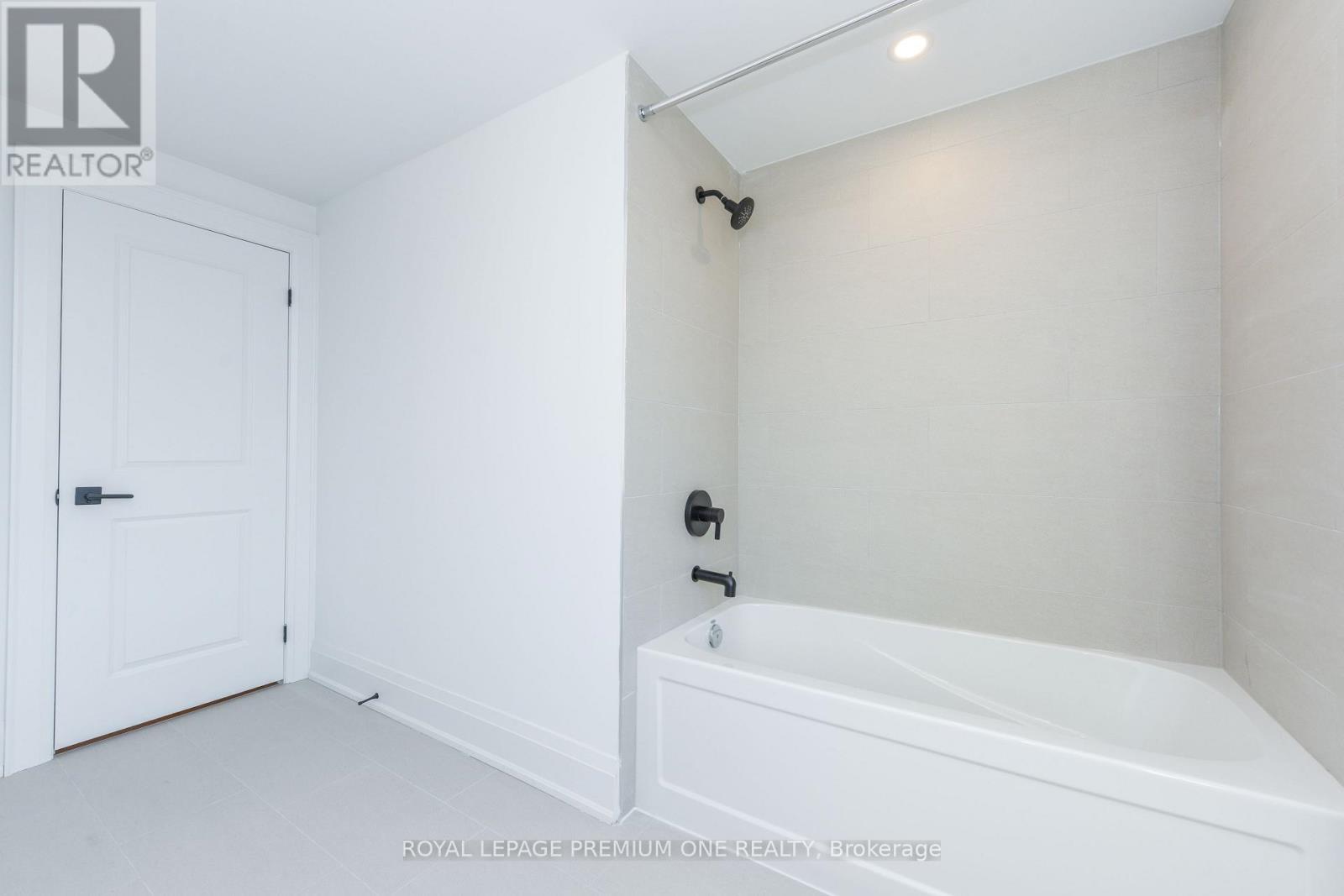 73 - 40 Lunar Crescent, Mississauga, ON