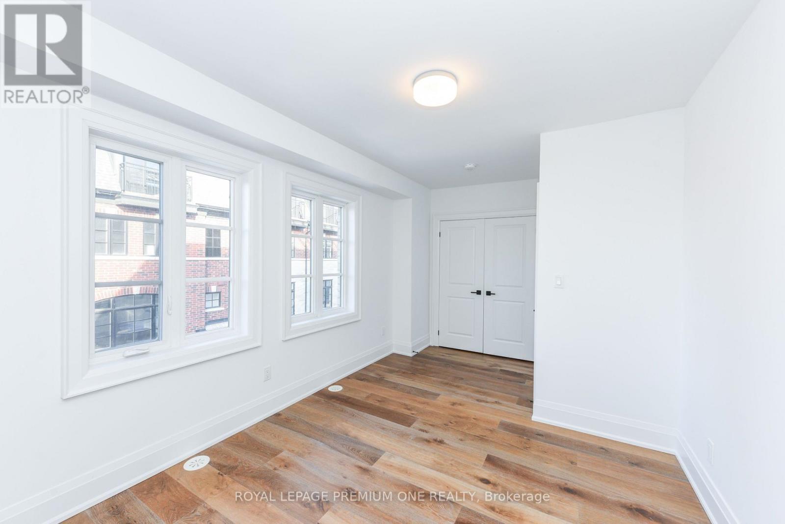 73 - 40 Lunar Crescent, Mississauga, ON