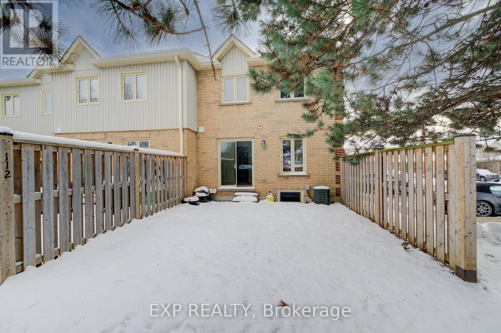 112 - 302 College Avenue W, Guelph, ON - Outdoor With Exterior