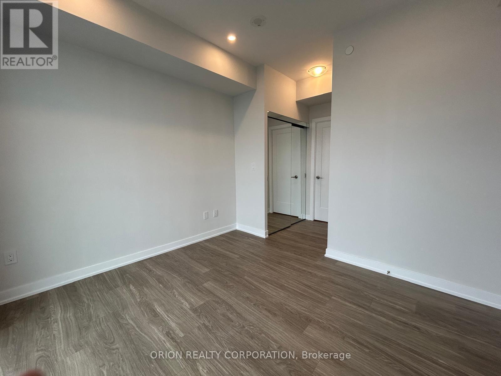 2408 - 430 Square One Drive, Mississauga, ON - Indoor Photo Showing Other Room