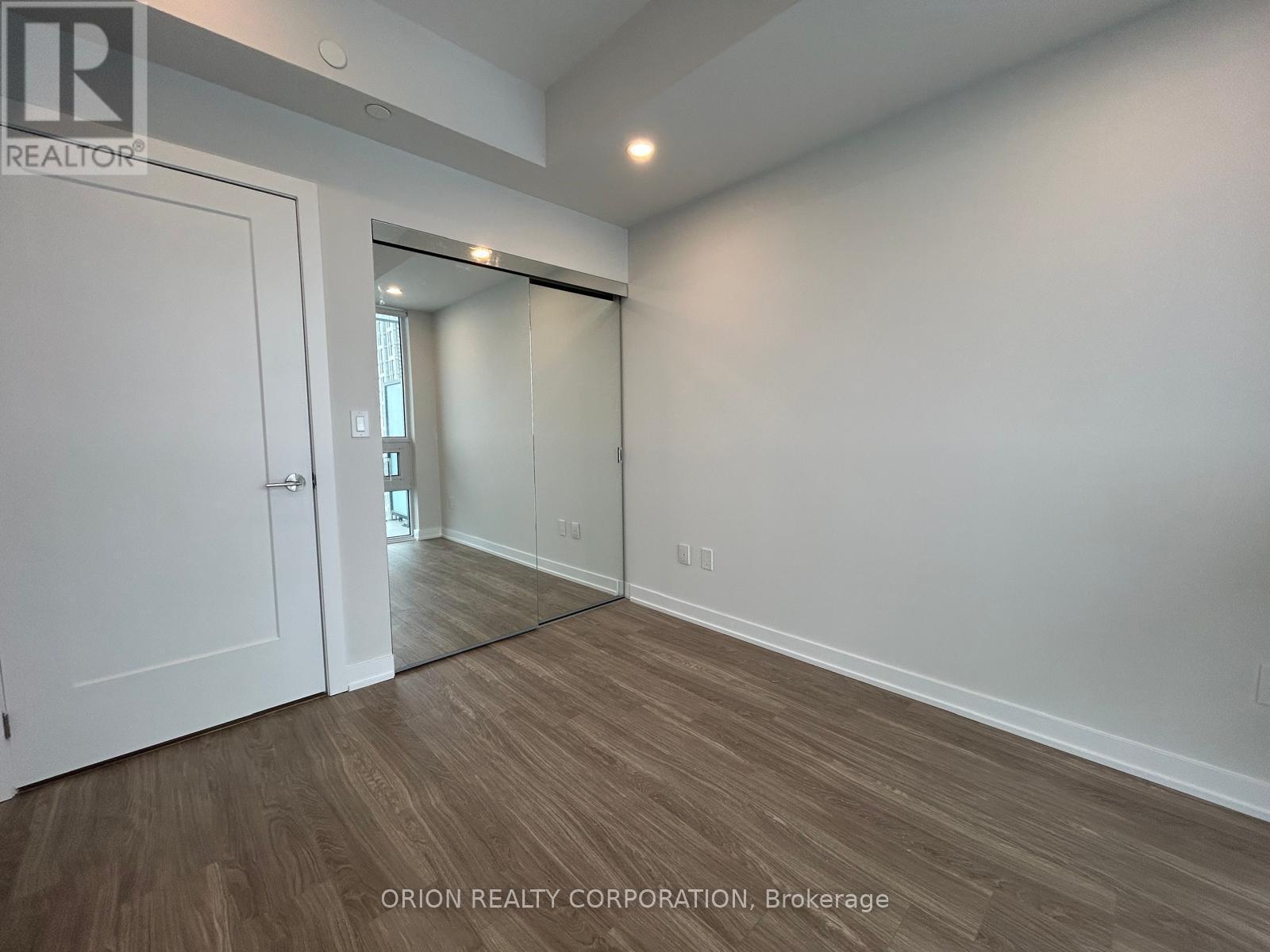 2408 - 430 Square One Drive, Mississauga, ON - Indoor Photo Showing Other Room