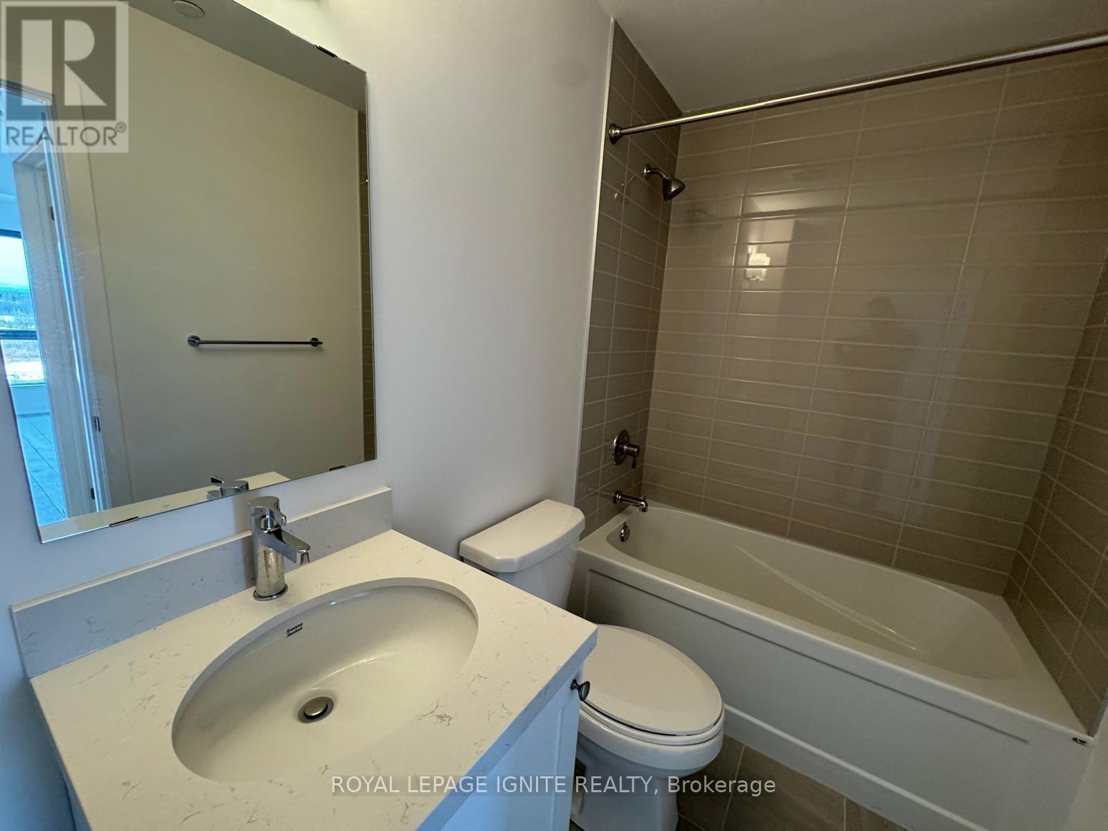 1205 - 55 Clarington Boulevard, Clarington, ON - Indoor Photo Showing Bathroom