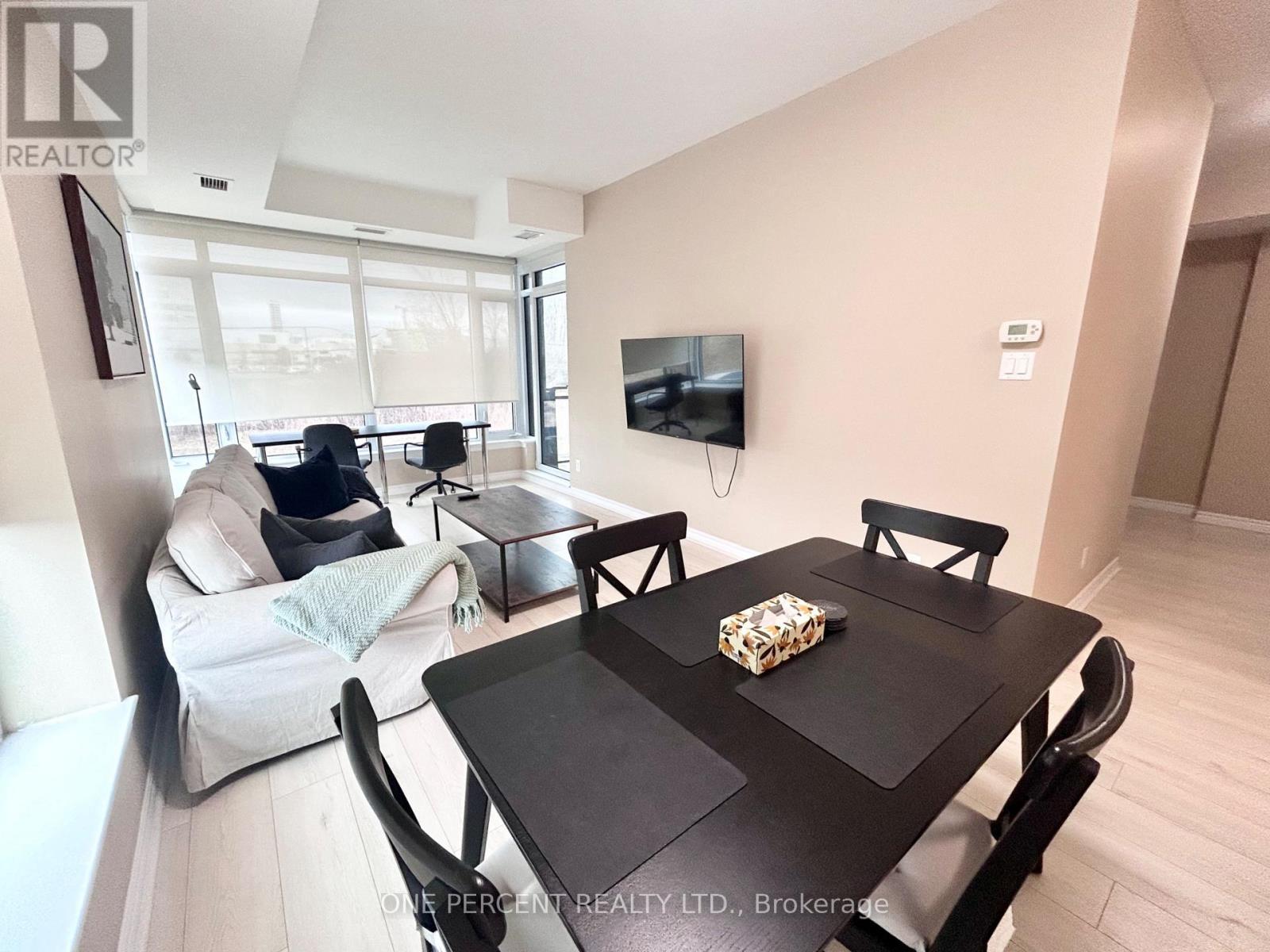 201 - 100 Roger Guindon Avenue, Ottawa, ON - Indoor