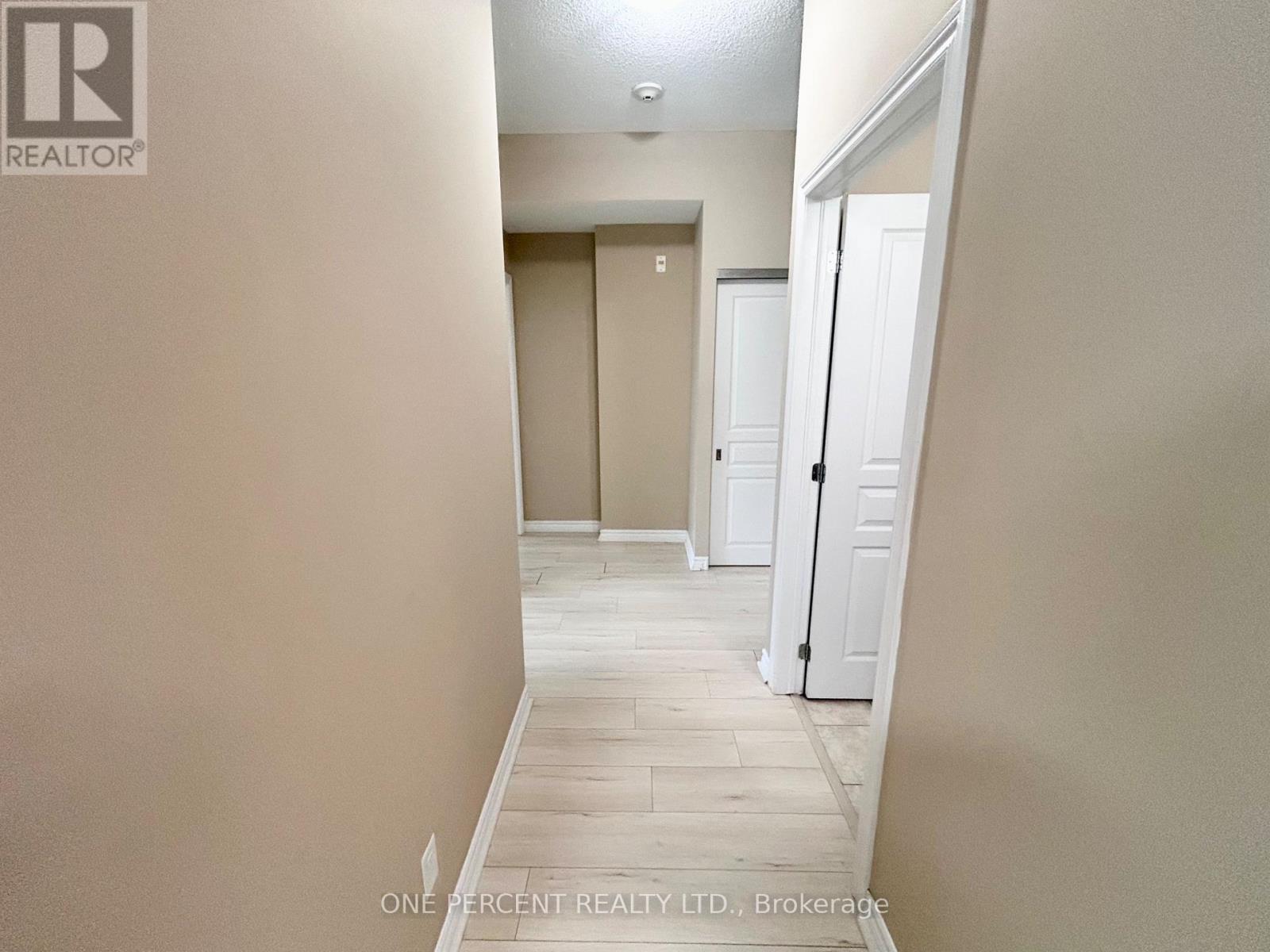 201 - 100 Roger Guindon Avenue, Ottawa, ON - Indoor Photo Showing Other Room