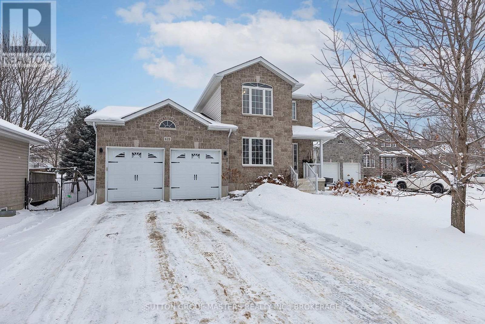 628 Melrose Street, Kingston (East Gardiners Rd), ON - Outdoor With Facade