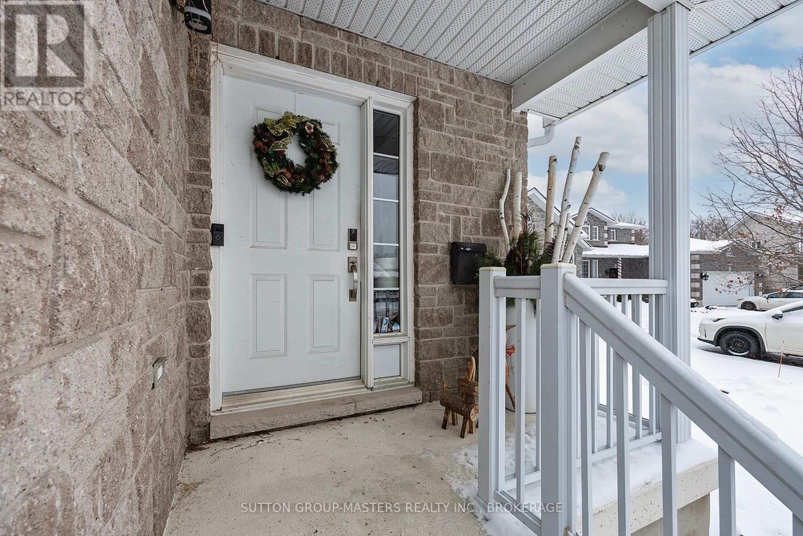 628 Melrose Street, Kingston (East Gardiners Rd), ON - Outdoor With Exterior