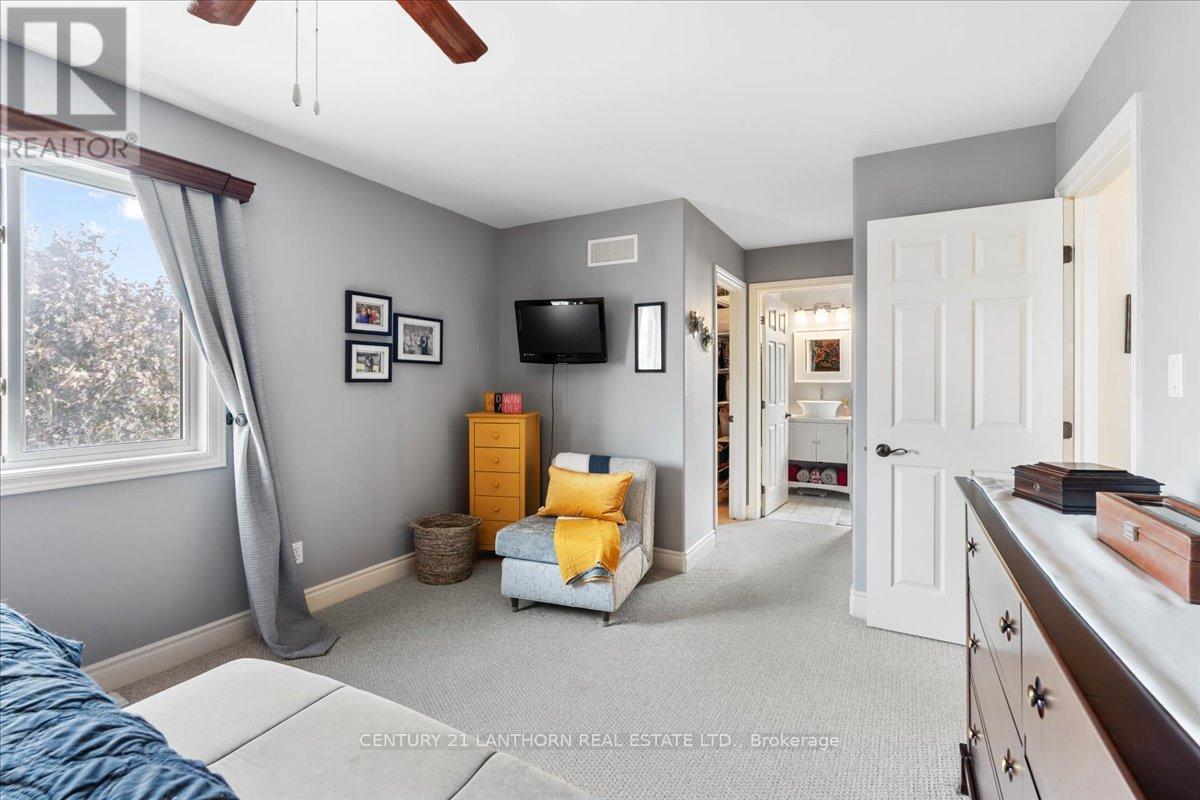 18 Mcdougall Drive, Belleville (Thurlow Ward), ON - Indoor Photo Showing Other Room