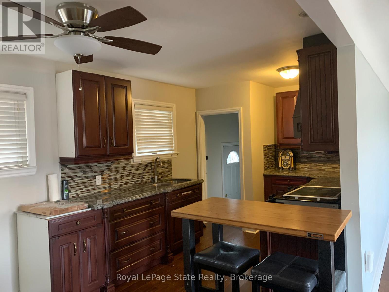 Upper - 72 Southmeadow Crescent, Hamilton (Stoney Creek), ON - Indoor