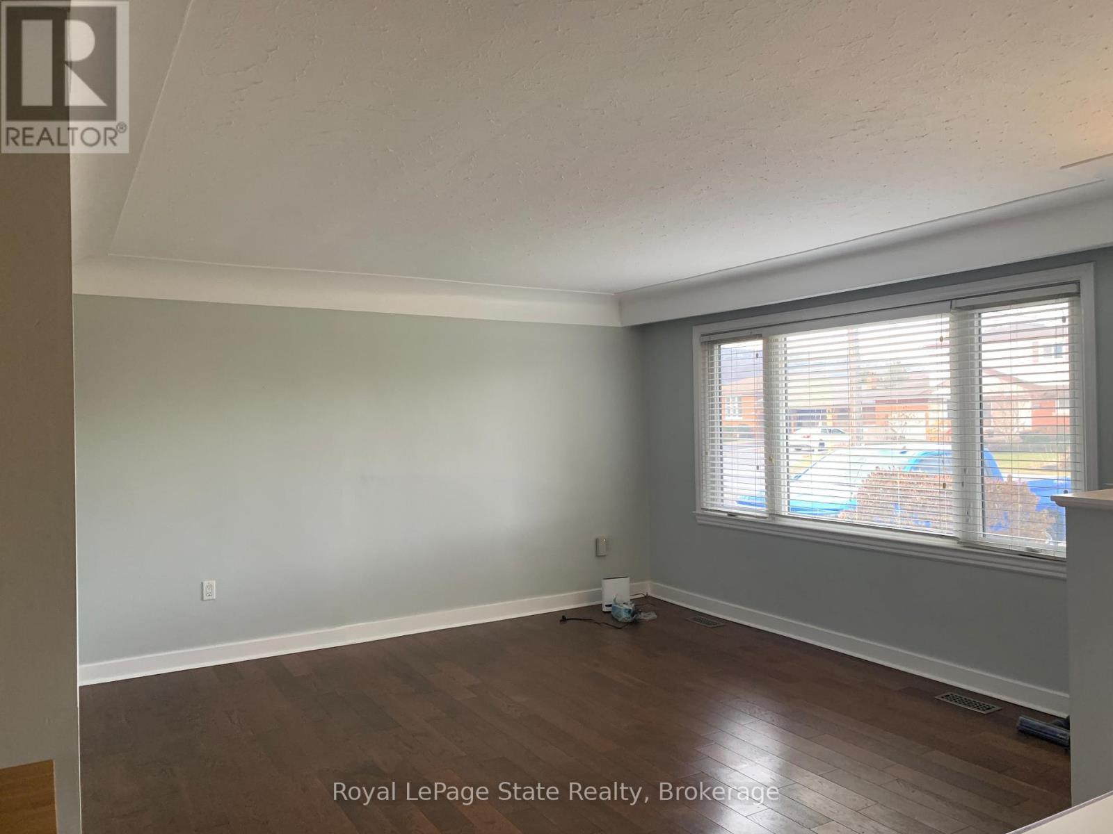 Upper - 72 Southmeadow Crescent, Hamilton (Stoney Creek), ON - Indoor Photo Showing Other Room