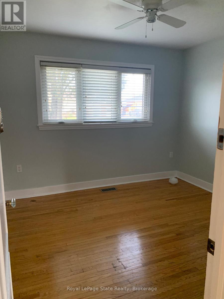 Upper - 72 Southmeadow Crescent, Hamilton (Stoney Creek), ON - Indoor Photo Showing Other Room