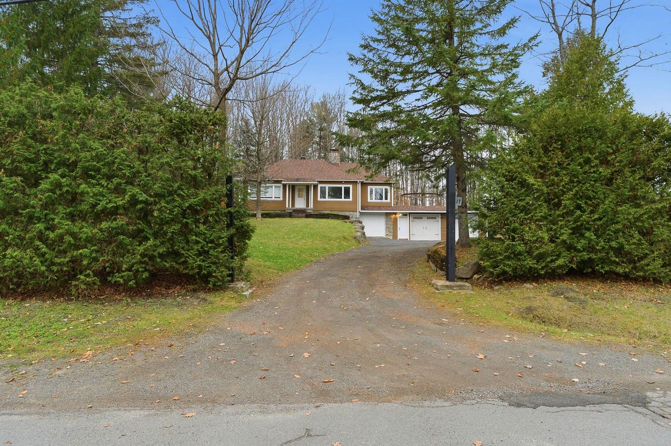 Façade - 17 Ch. Des Lilas, Sainte-Anne-Des-Lacs, QC - Outdoor