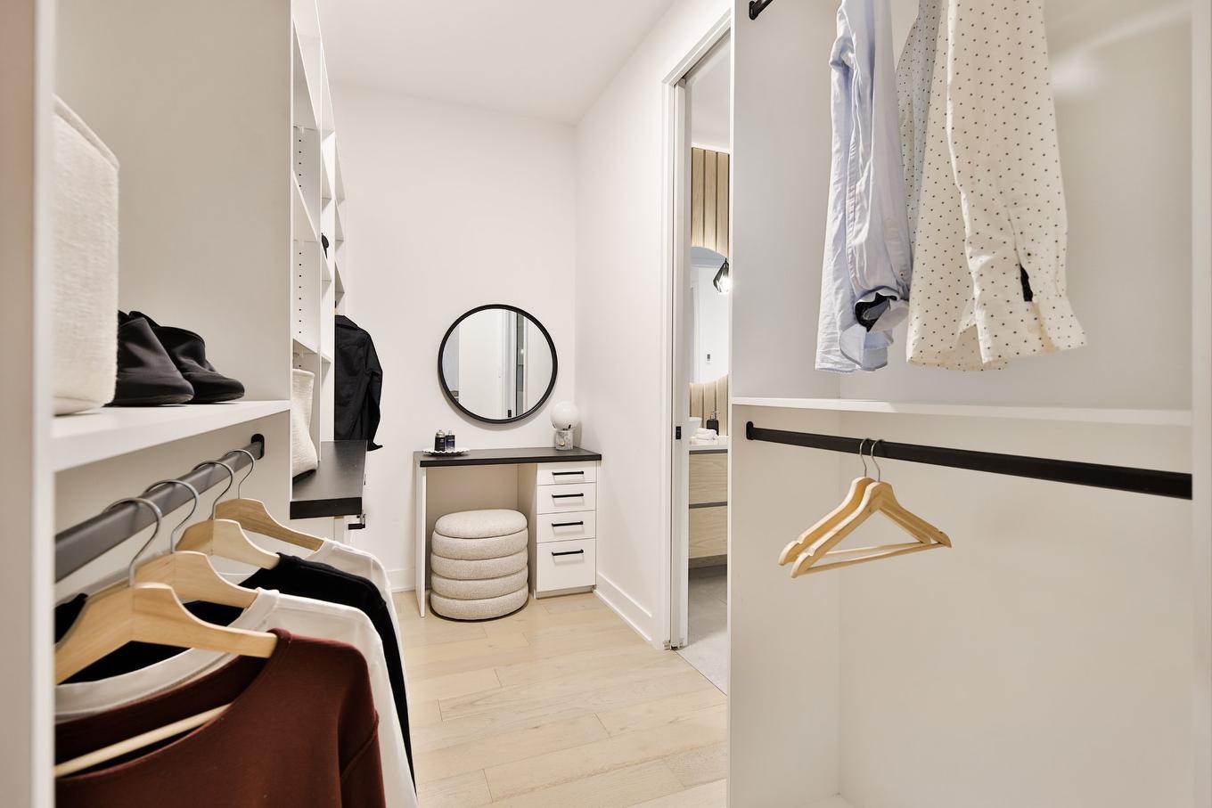 Walk-in closet - 51 Rue Des Trembles, Saint-Jean-Sur-Richelieu, QC - Indoor