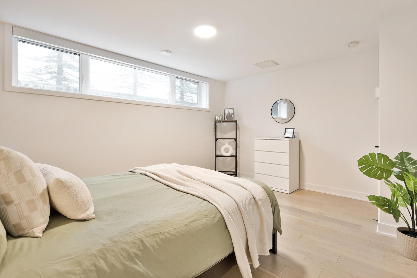 Bedroom - 51 Rue Des Trembles, Saint-Jean-Sur-Richelieu, QC - Indoor Photo Showing Bedroom