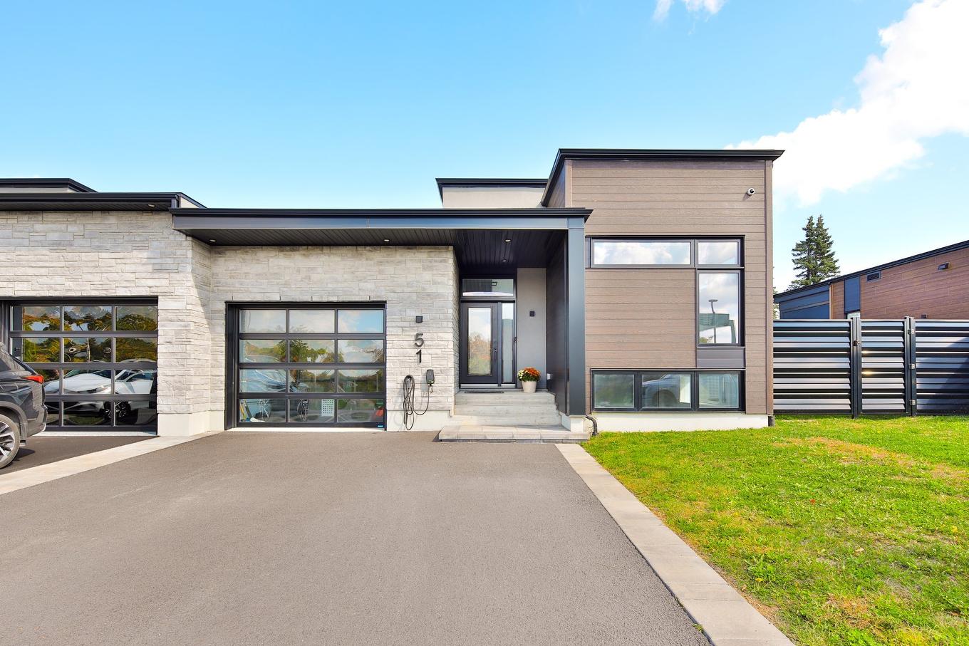 Frontage - 51 Rue Des Trembles, Saint-Jean-Sur-Richelieu, QC - Outdoor With Facade