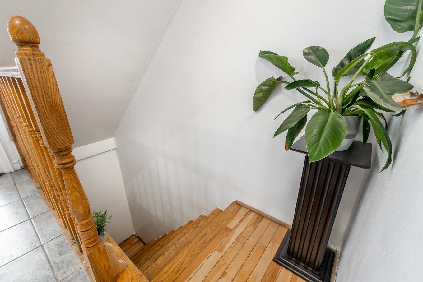 Staircase - 7139 - 7141 Boul. Lacordaire, Montréal (Saint-Léonard), QC - Indoor Photo Showing Other Room
