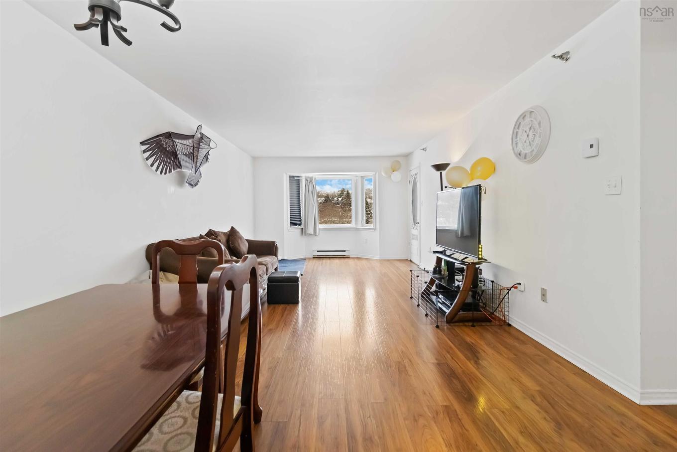 311 93 Kearney Lake Road, Halifax, NS