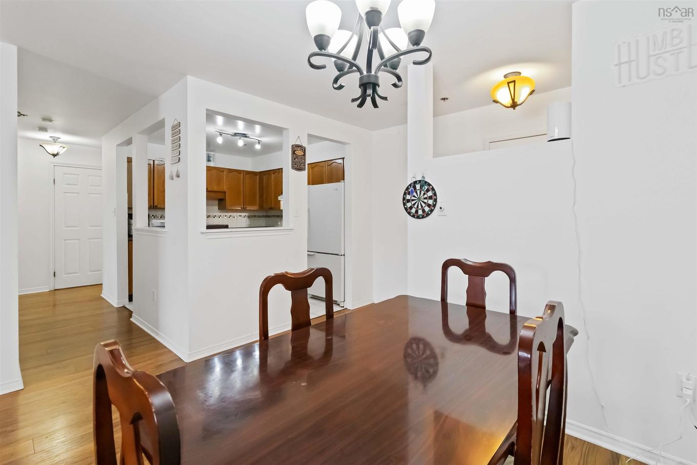 311 93 Kearney Lake Road, Halifax, NS