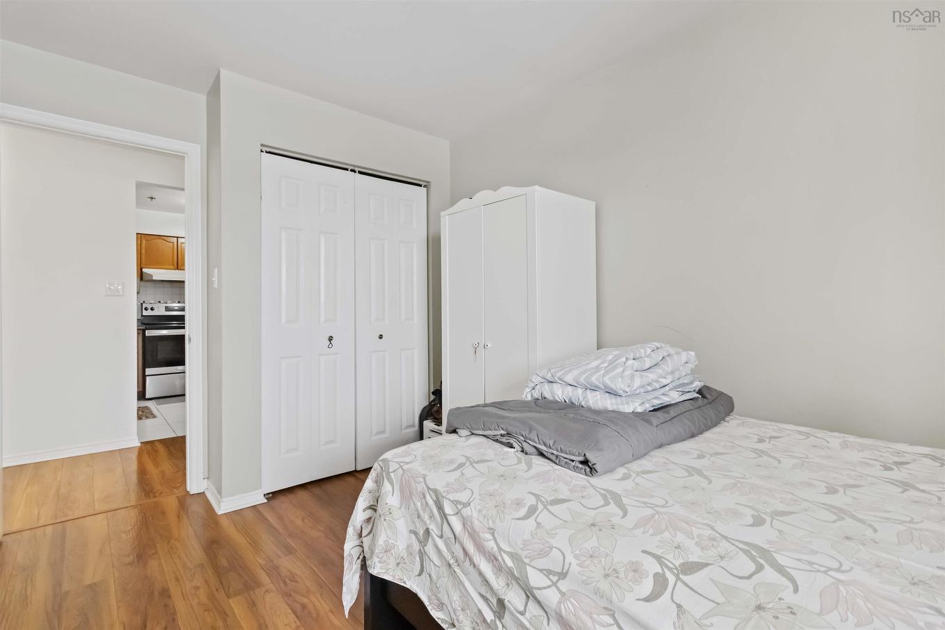 311 93 Kearney Lake Road, Halifax, NS