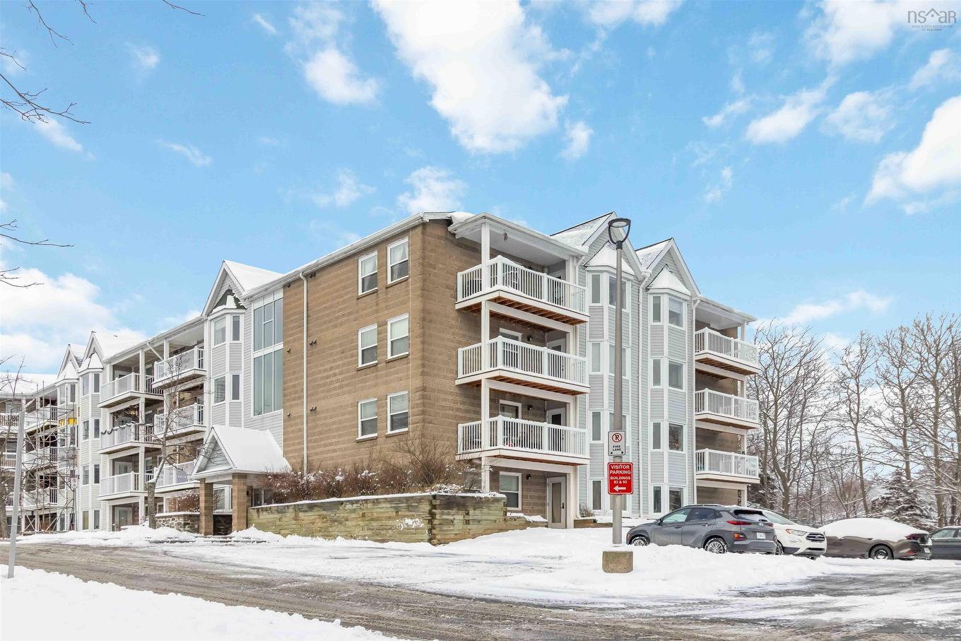 311 93 Kearney Lake Road, Halifax, NS