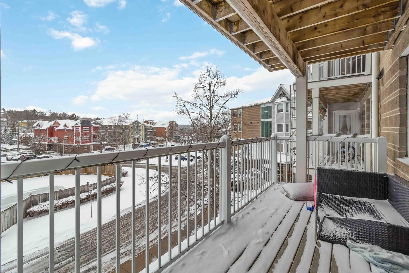 311 93 Kearney Lake Road, Halifax, NS