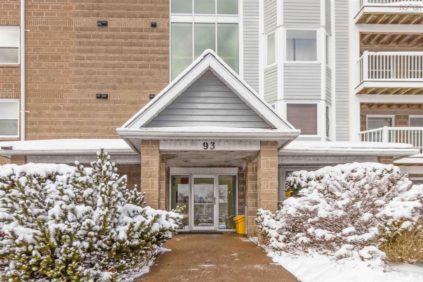 311 93 Kearney Lake Road, Halifax, NS