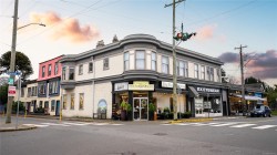153 Menzies St Victoria, BC V8V 2G4