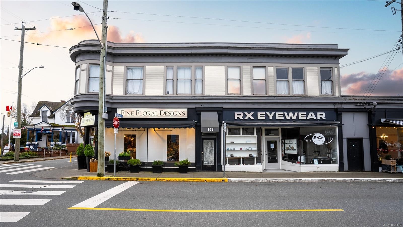 153 Menzies St, Victoria, BC