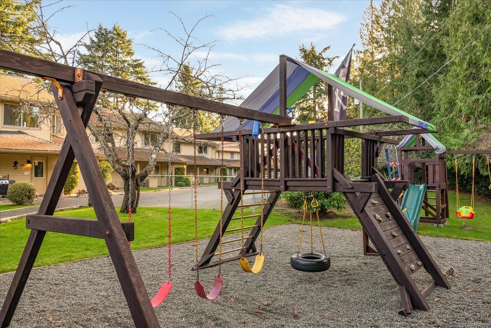 28-1145 Resort Dr, Parksville, BC