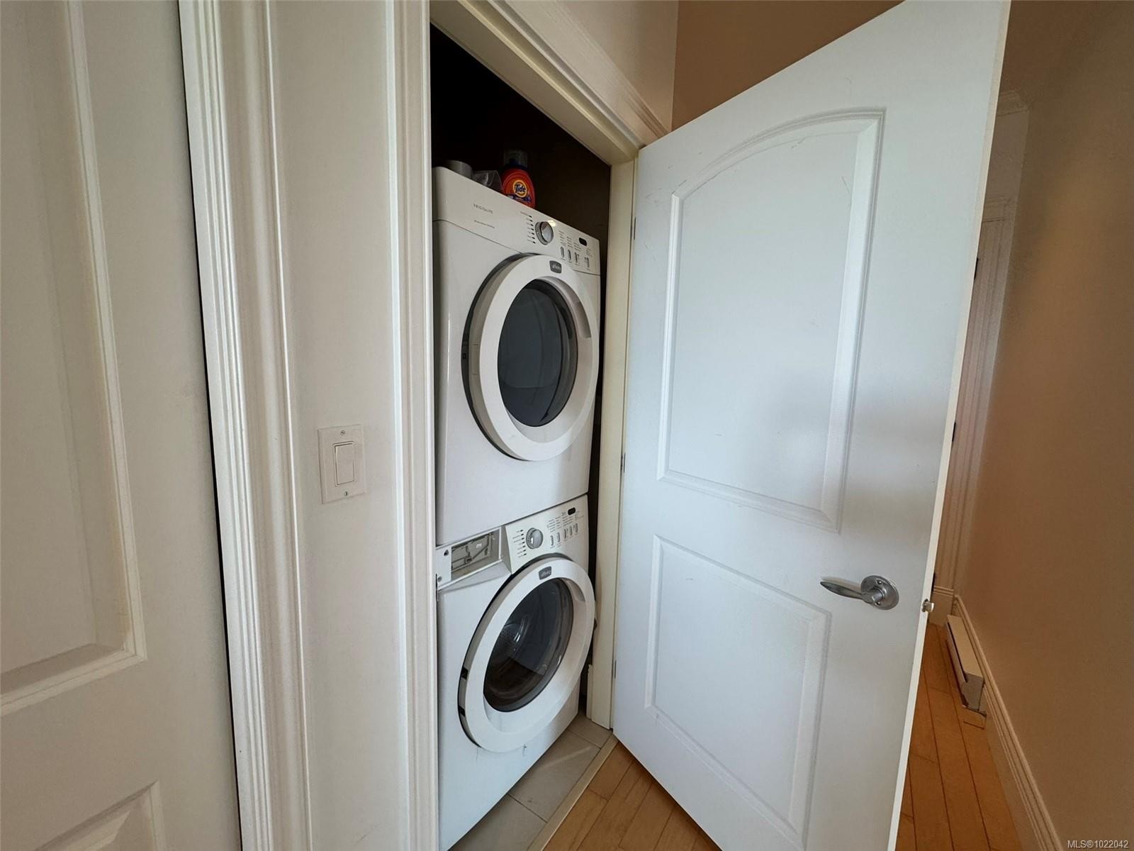 307-751 Goldstream Ave, Langford, BC - Indoor Photo Showing Laundry Room